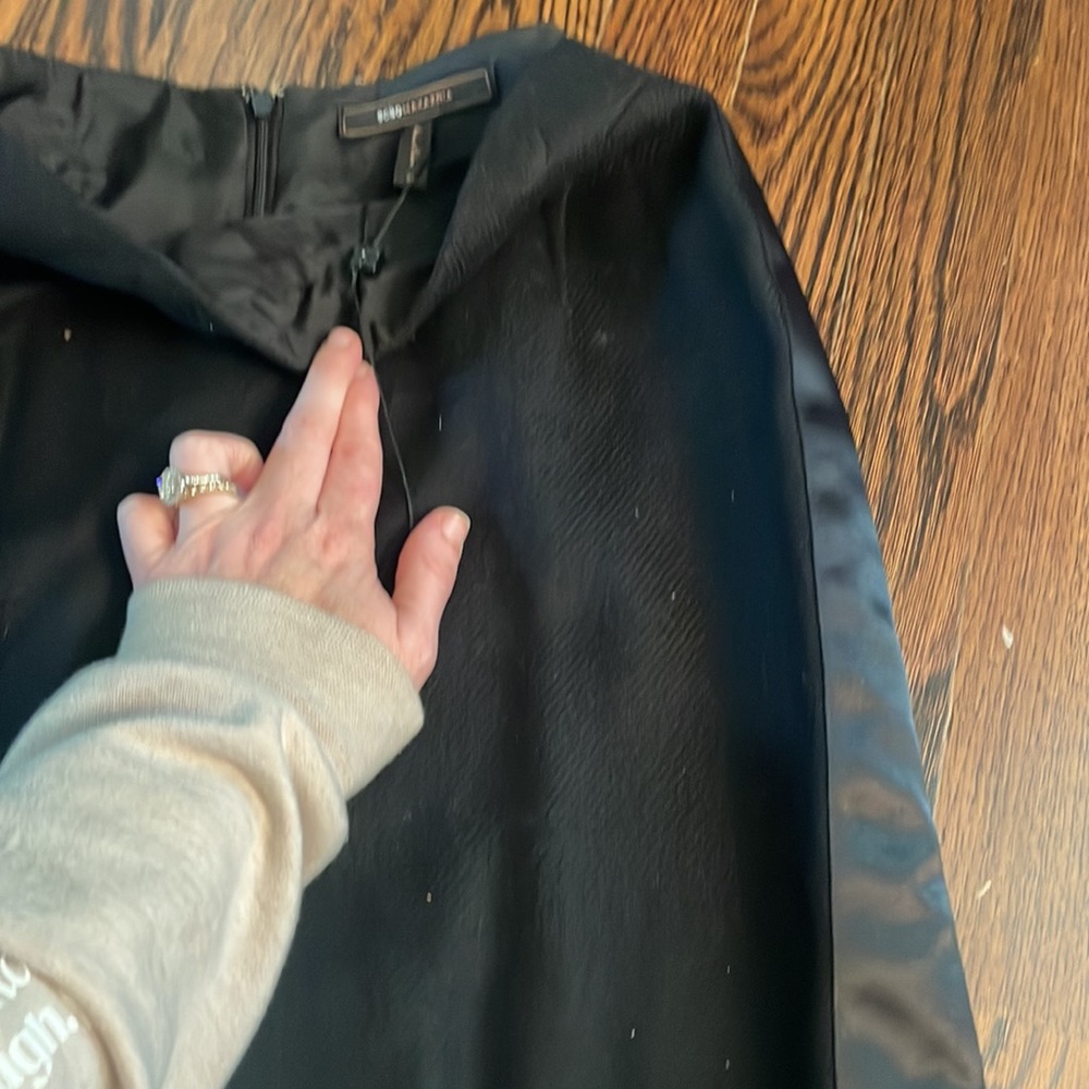 Black bcbg lined skirt knee length lined with small slit